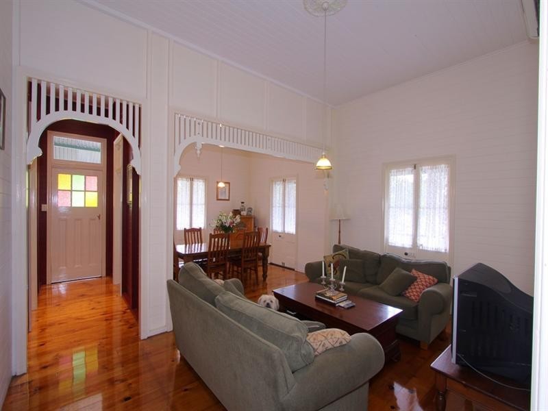 10 Boundary Street, Bundaberg South QLD 4670