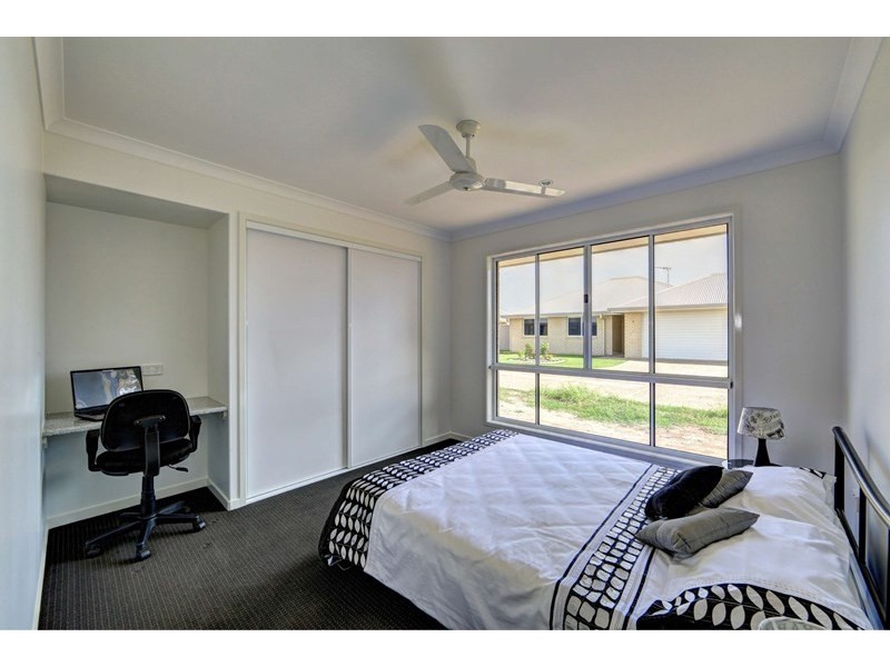 148 McCarthy Road, Avenell Heights QLD 4670