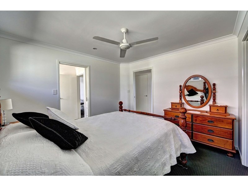148 McCarthy Road, Avenell Heights QLD 4670
