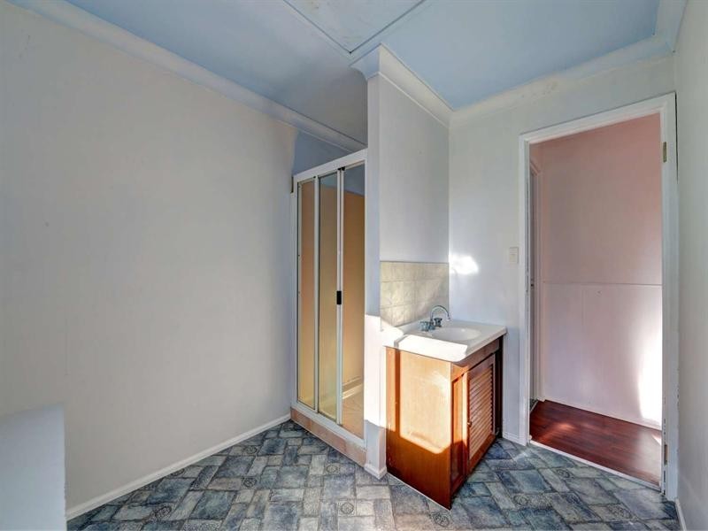 7 Duffy Street, Burnett Heads QLD 4670