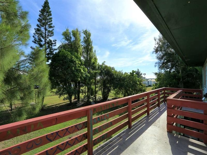 7 Duffy Street, Burnett Heads QLD 4670