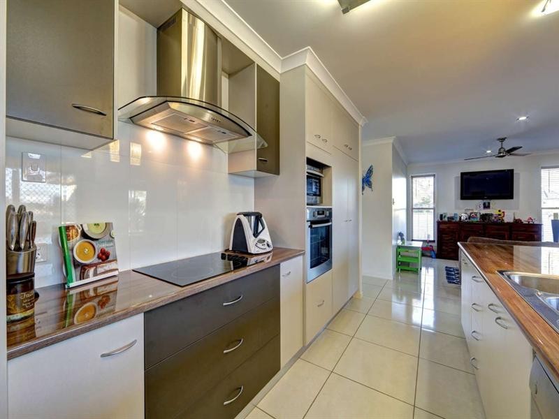 32 Clydesdale Avenue, Branyan QLD 4670