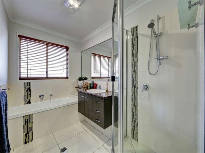 32 Clydesdale Avenue, Branyan QLD 4670