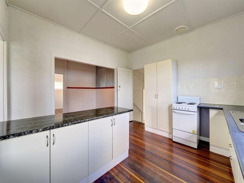 36 Baker Street, Kepnock QLD 4670