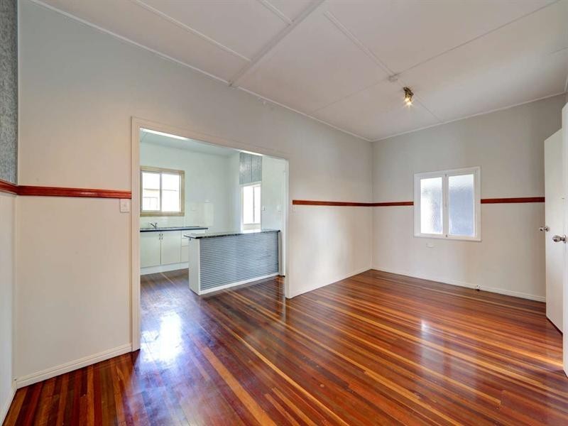 36 Baker Street, Kepnock QLD 4670