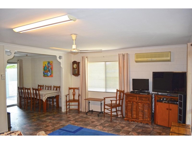 10 Bush Road, Branyan QLD 4670