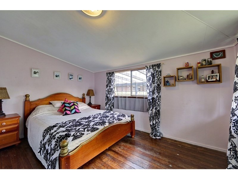 21 Grimwood Street, Bundaberg West QLD 4670