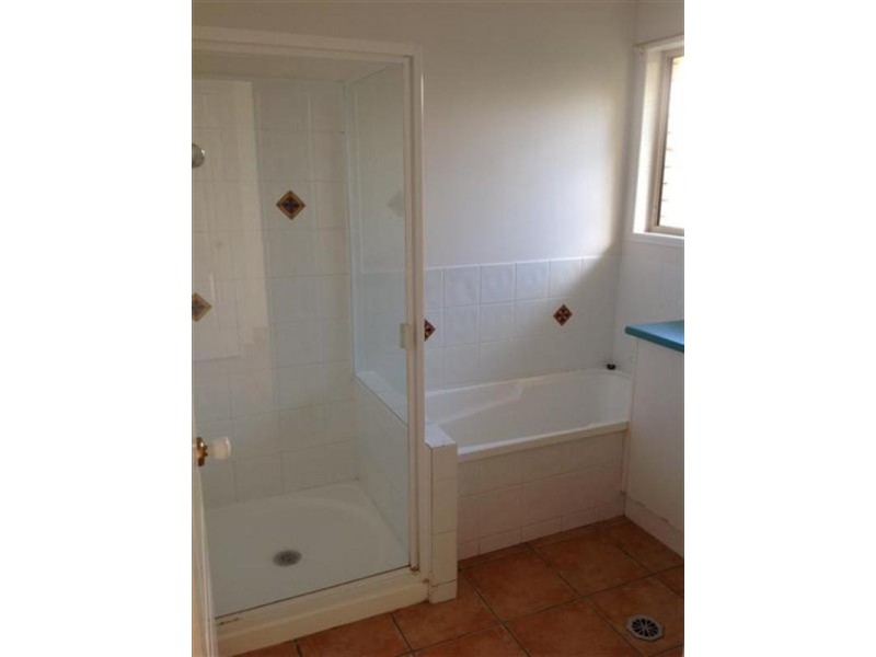 38 Fritz Street, Thabeban QLD 4670