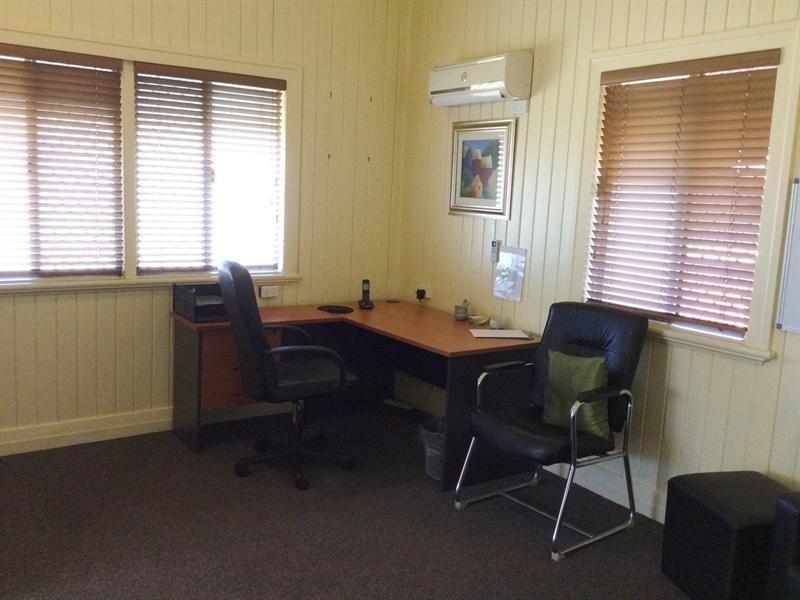 77 Walker Street, Bundaberg West QLD 4670