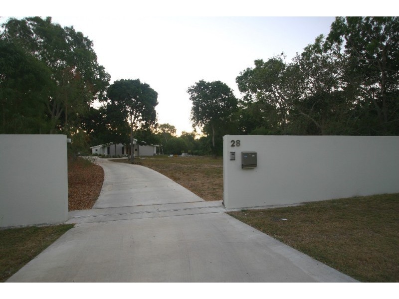 28 Kingfisher Crescent, Moore Park Beach QLD 4670