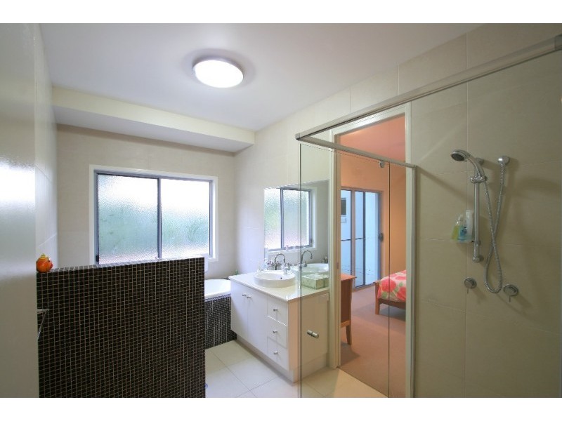 28 Kingfisher Crescent, Moore Park Beach QLD 4670