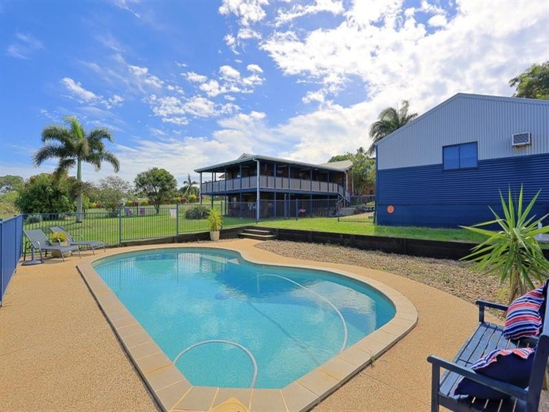7 Finemore Crescent, Qunaba QLD 4670