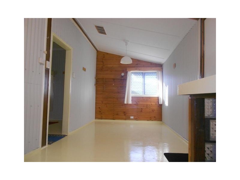 18 Hills Street, Bundaberg East QLD 4670