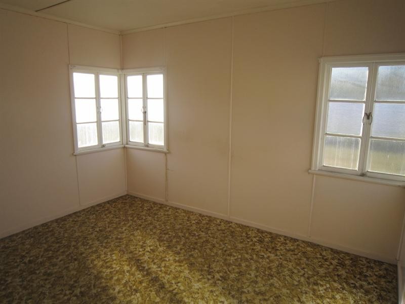 53 Alamein Street, Svensson Heights QLD 4670