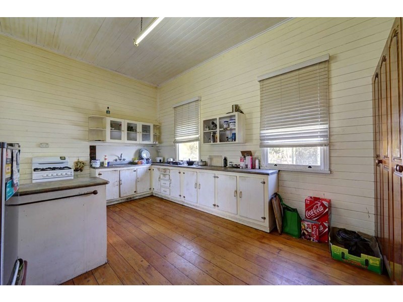 2 Rowland Street, Bundaberg South QLD 4670