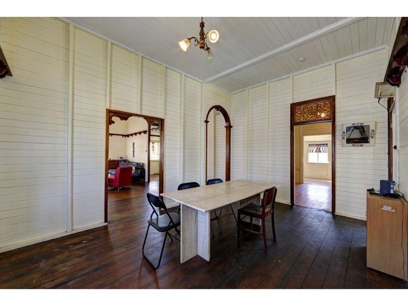 2 Rowland Street, Bundaberg South QLD 4670