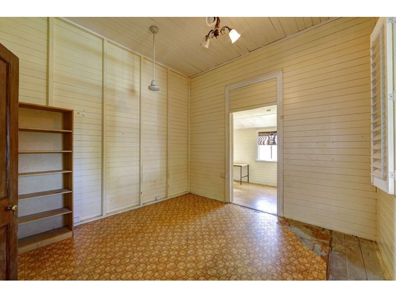 2 Rowland Street, Bundaberg South QLD 4670