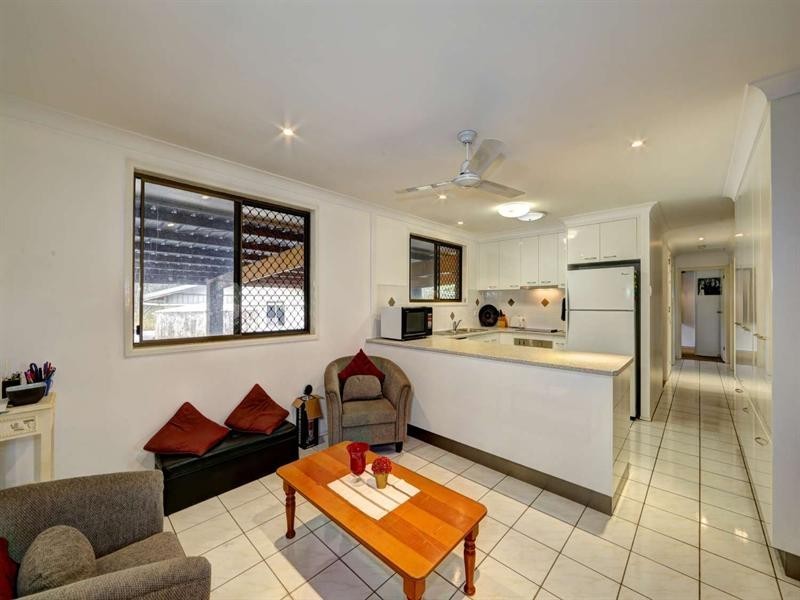 2 Norgrove Road, Branyan QLD 4670