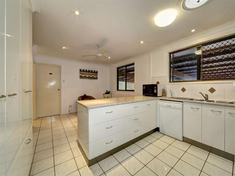 2 Norgrove Road, Branyan QLD 4670