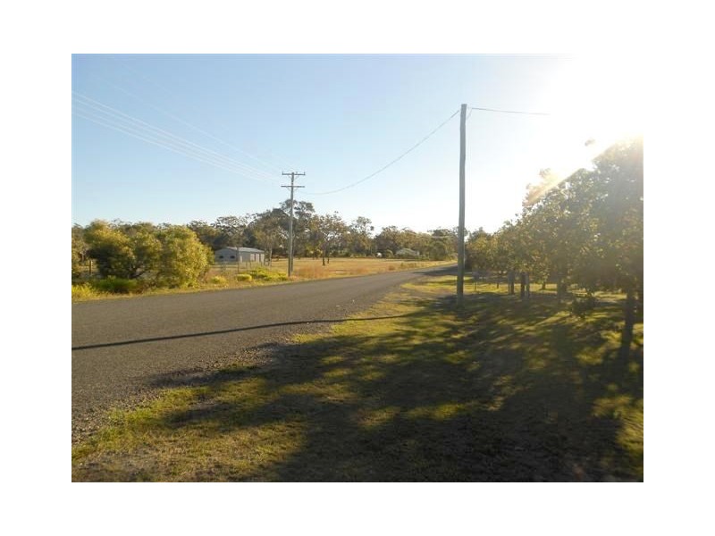 13 Fern Tree Drive, Coonarr QLD 4670