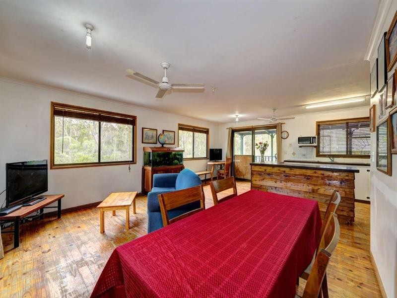 159 Hills Road, South Bingera QLD 4670