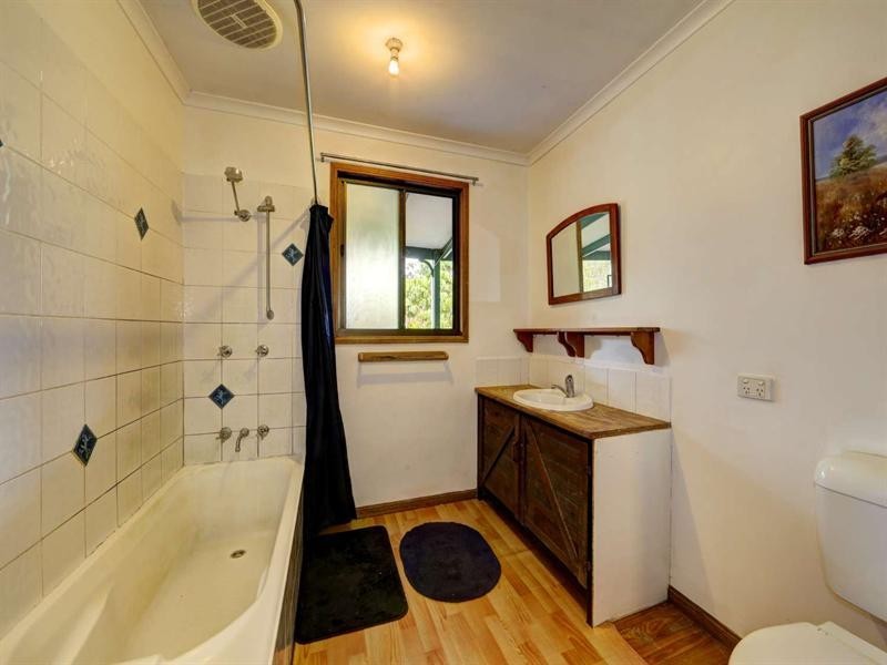 159 Hills Road, South Bingera QLD 4670