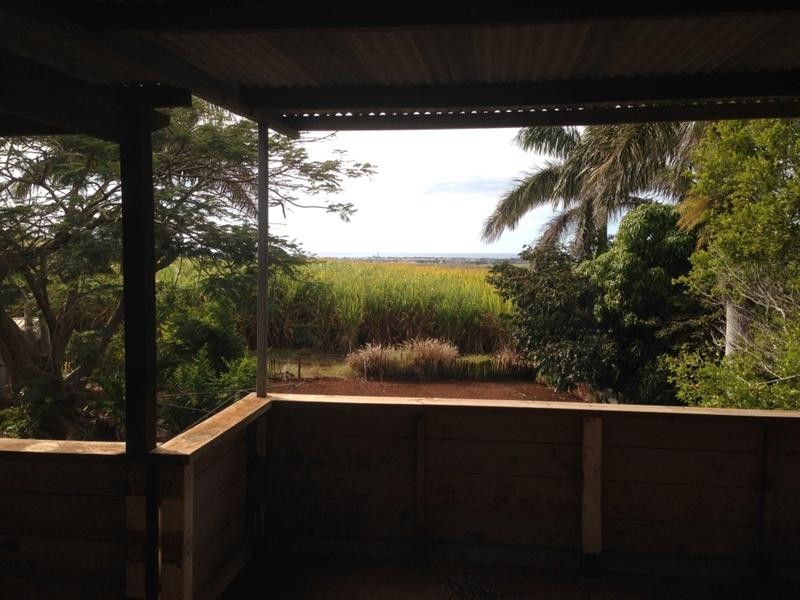 5 Hummock Road, Qunaba QLD 4670