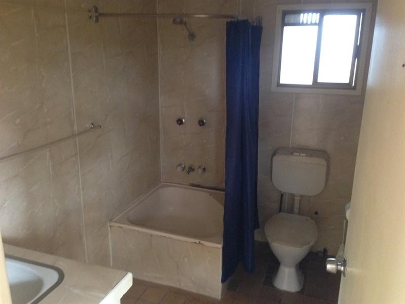 5 Hummock Road, Qunaba QLD 4670