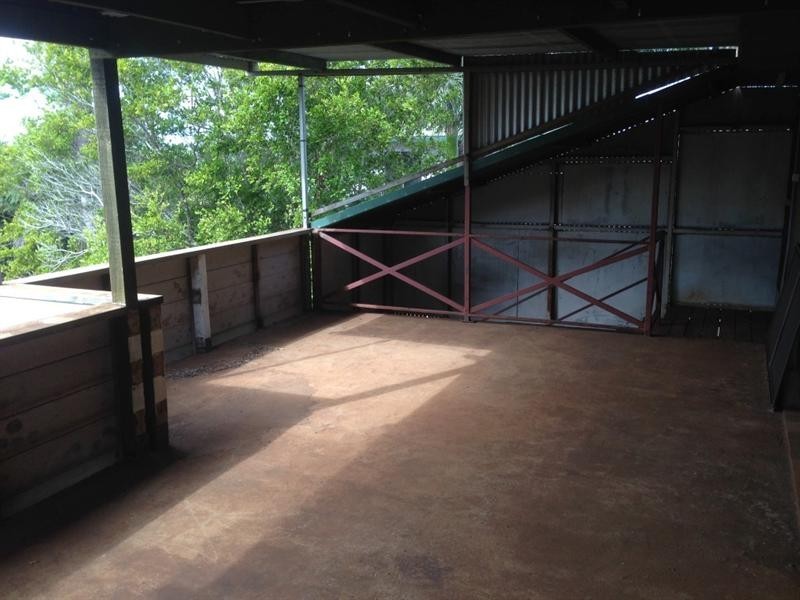 5 Hummock Road, Qunaba QLD 4670