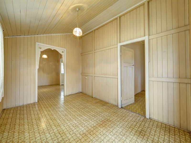 75 Crofton Street, Bundaberg West QLD 4670