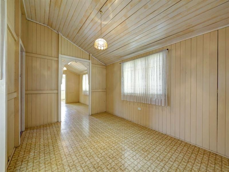 75 Crofton Street, Bundaberg West QLD 4670