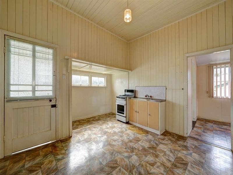 75 Crofton Street, Bundaberg West QLD 4670