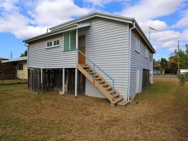 75 Crofton Street, Bundaberg West QLD 4670