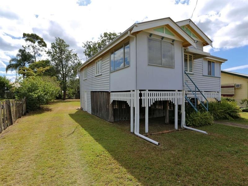 75 Crofton Street, Bundaberg West QLD 4670