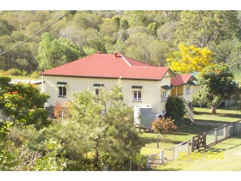 8 Mason Street, Mount Perry QLD 4671