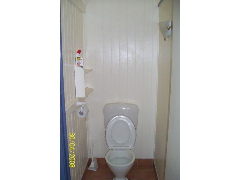 8 Mason Street, Mount Perry QLD 4671