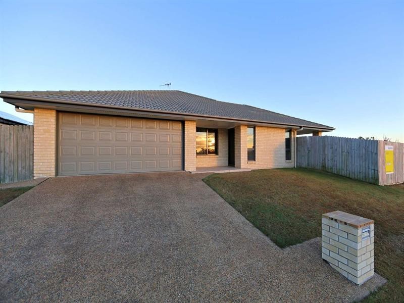 2/22 Scherer Boulevard, Kepnock QLD 4670