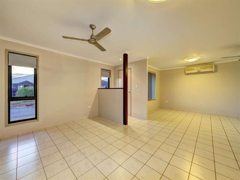 2/22 Scherer Boulevard, Kepnock QLD 4670