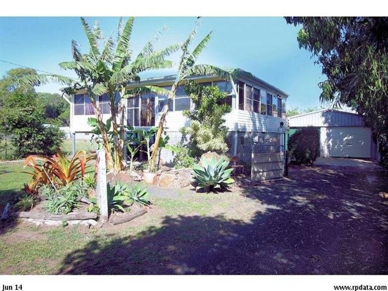 32 Aldridge Street, Burnett Heads QLD 4670