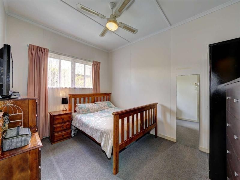 48 Hurst Street, Walkervale QLD 4670