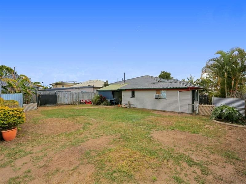 48 Hurst Street, Walkervale QLD 4670