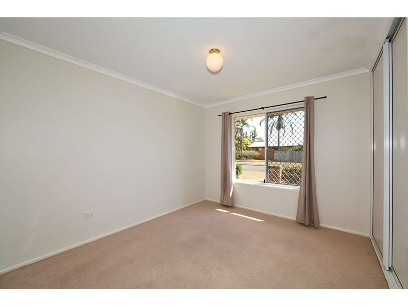 15 Paradise Avenue, Thabeban QLD 4670