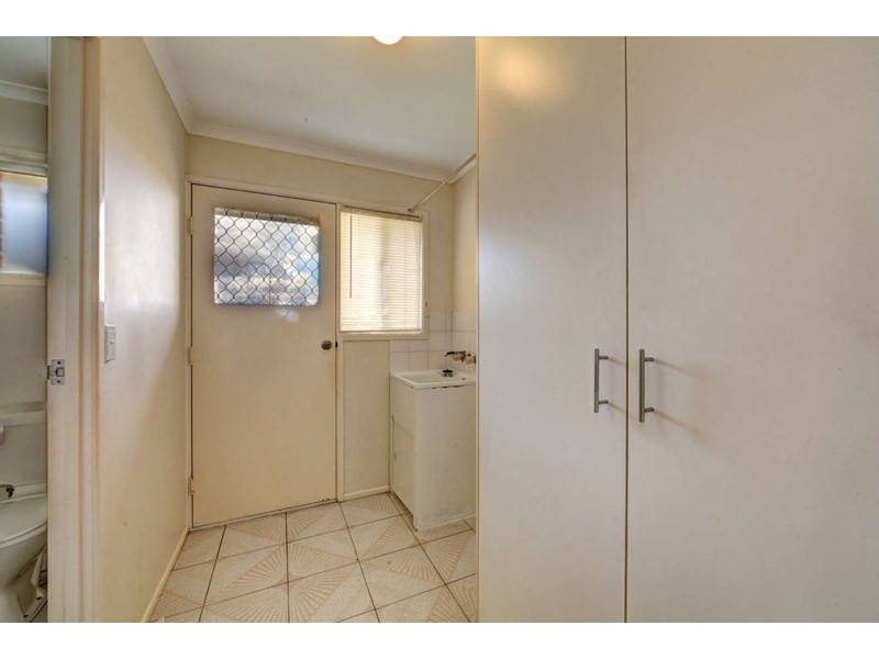 15 Paradise Avenue, Thabeban QLD 4670