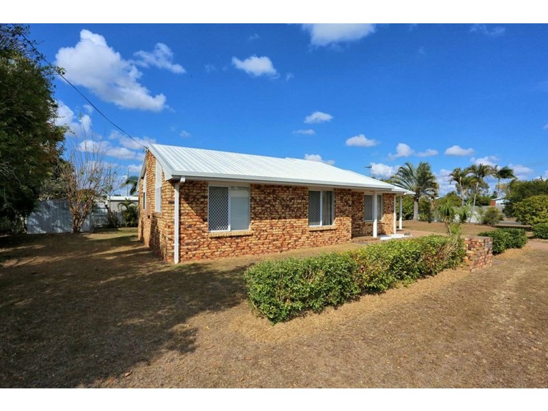 15 Paradise Avenue, Thabeban QLD 4670