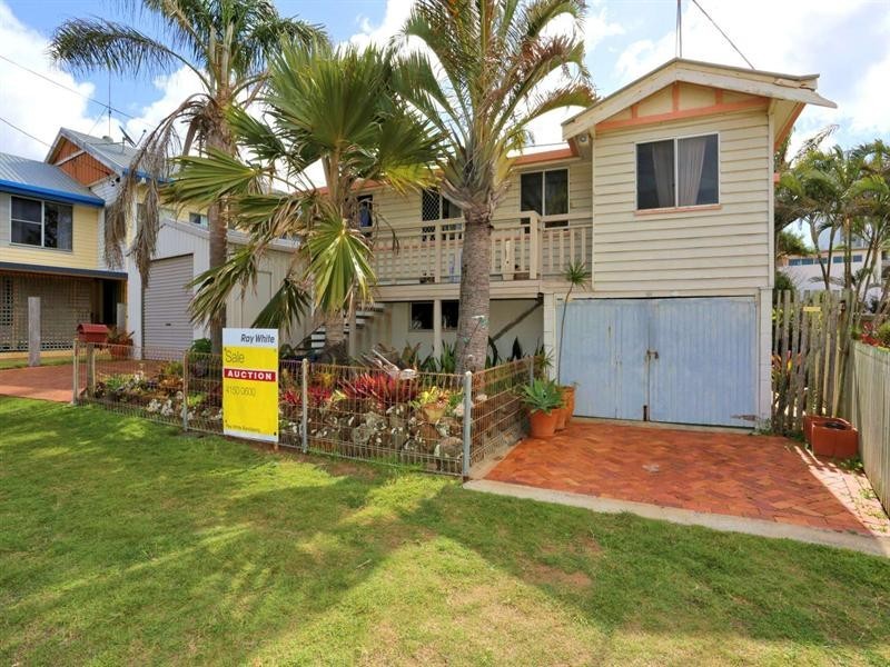 2 Whalley Street, Bargara QLD 4670