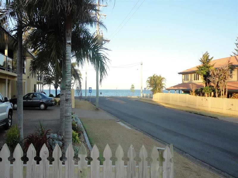 2 Whalley Street, Bargara QLD 4670