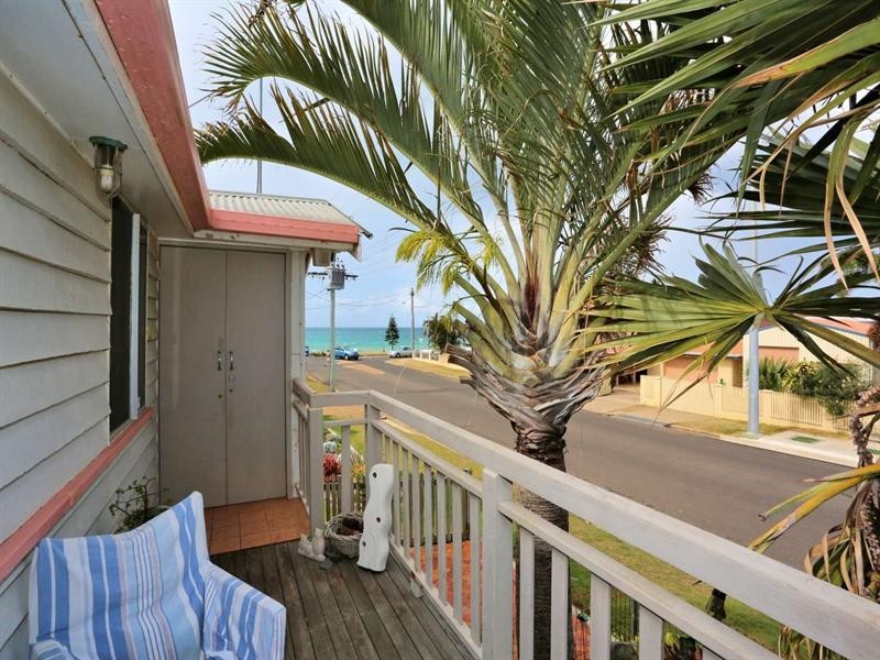 2 Whalley Street, Bargara QLD 4670