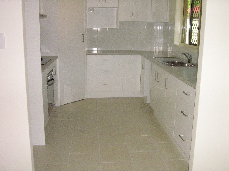 27 Coomber Street, Bundaberg QLD 4670