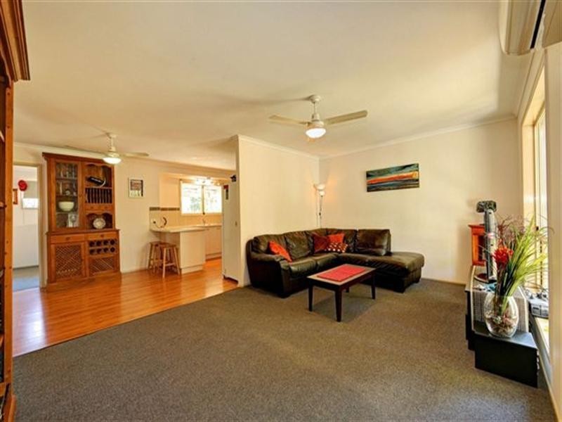 12 Lagoon Drive, Moore Park Beach QLD 4670