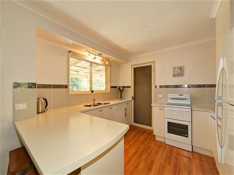 12 Lagoon Drive, Moore Park Beach QLD 4670